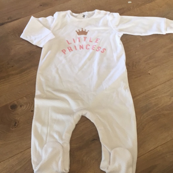 Onsie - Picture 2 of 3